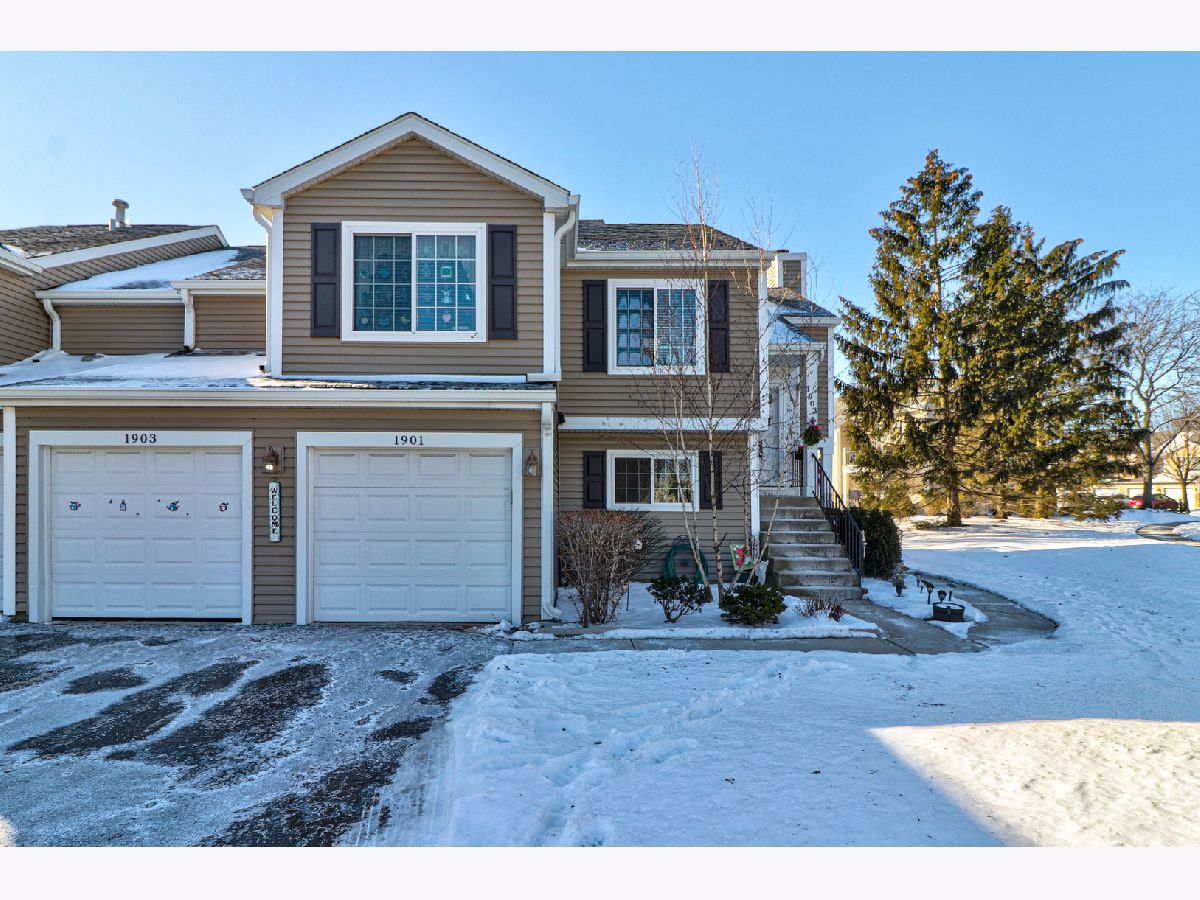Townhomes & Condos Sold Windsong Schaumburg Illinois, 1901 Windsong