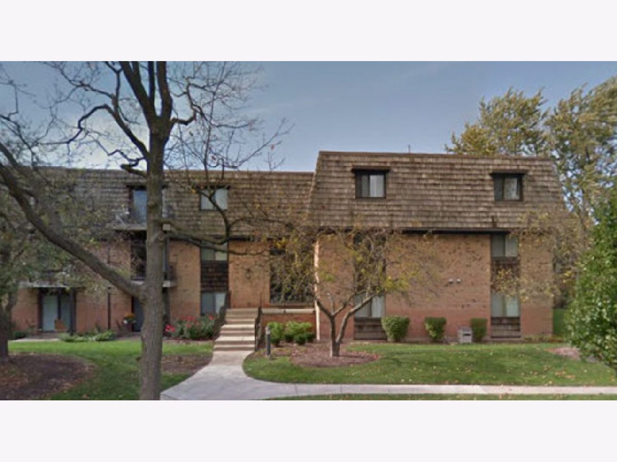 Condominiums Rented Arbors Buffalo Grove Illinois