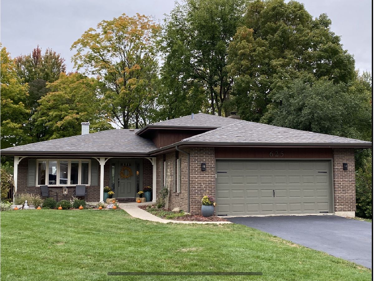 Homes & Condos & Townhomes Sold Breton Manor Batavia Illinois, 625 Kingsbury