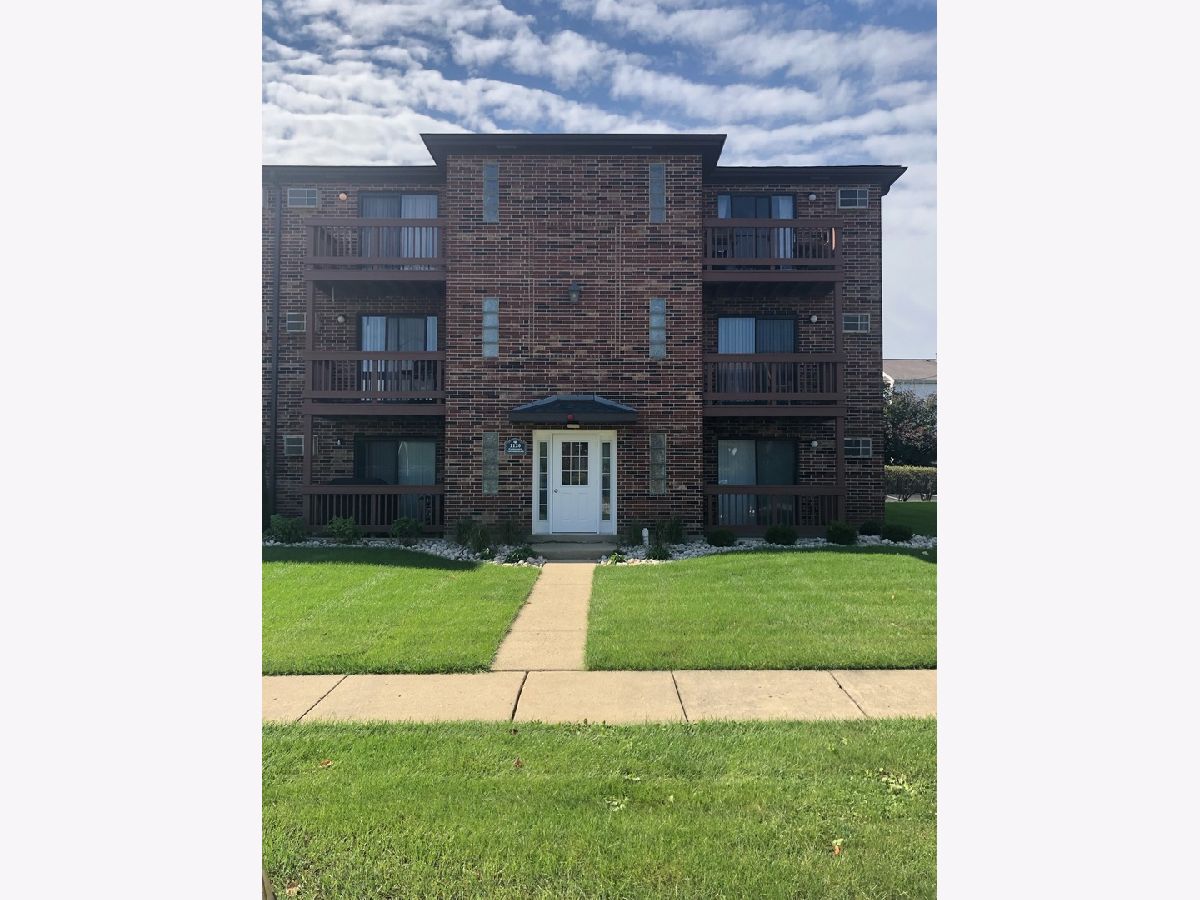 Condominiums Rented Evergreen Condominiums Glendale Heights Illinois, 1120 Cedar