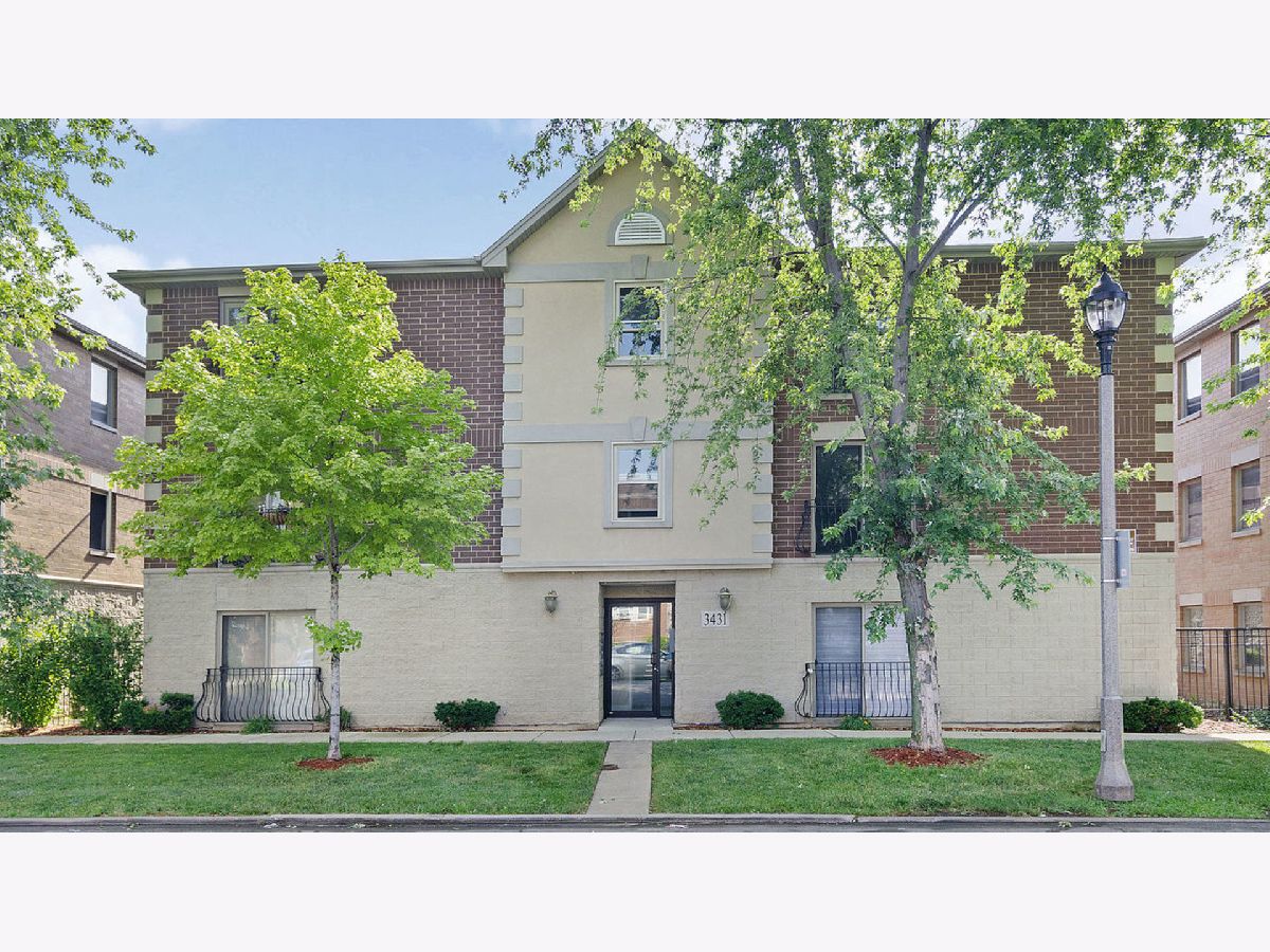 Condos & Townhomes Sold Ridgeland Crossing Berwyn Illinois, 3431 Ridgeland