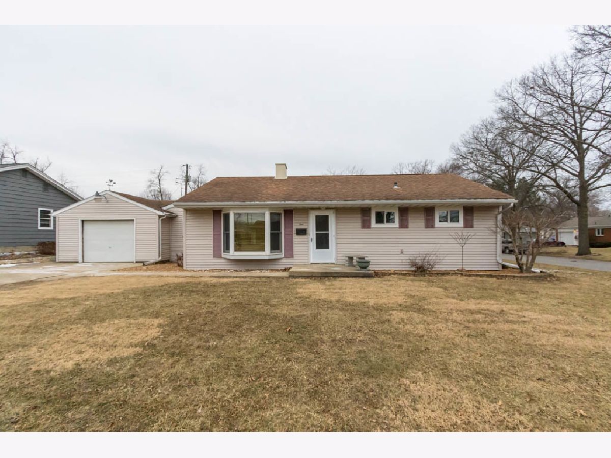 Homes Sold Sakemiller Bloomington Illinois, 1 Cottonwood