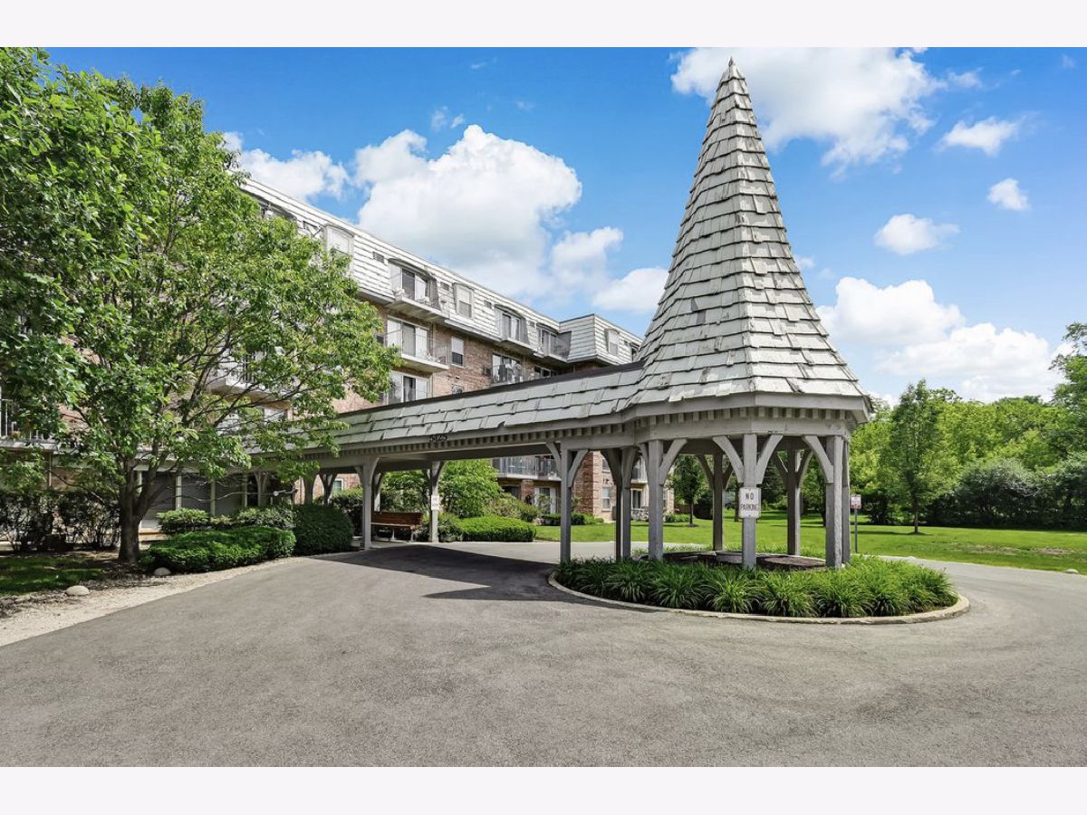 Condominiums & Homes Rented Maple Grove Downers Grove Illinois, 5125 Blodgett