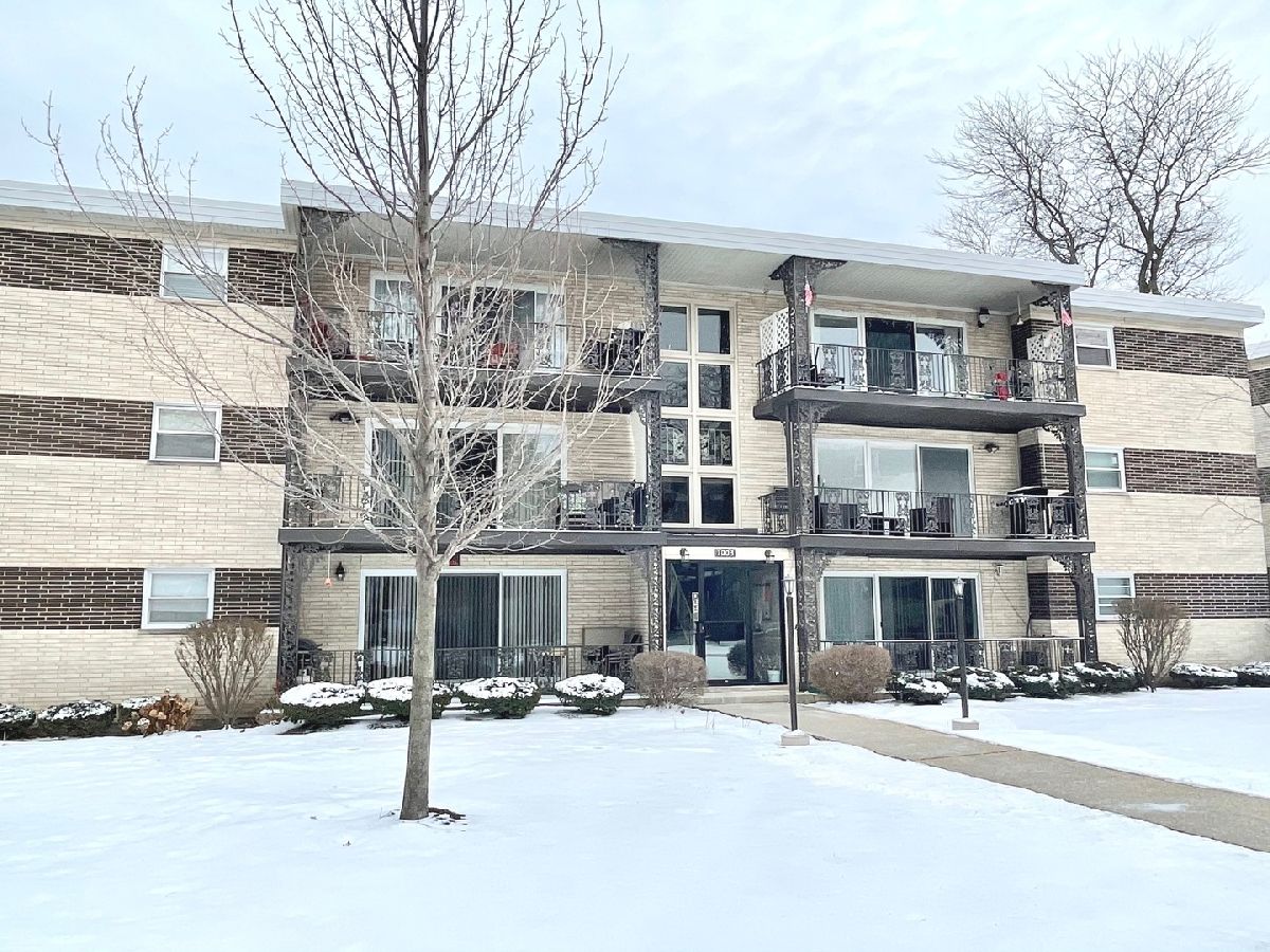 Condominiums Sold Villa Venice La Grange Illinois, 1003 8th