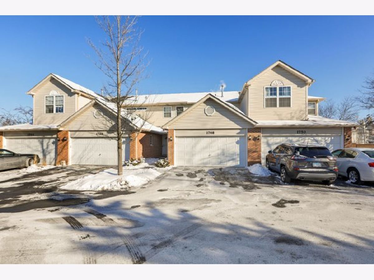 Townhomes Sold Riverbrook West Naperville Illinois, 1748 Windward