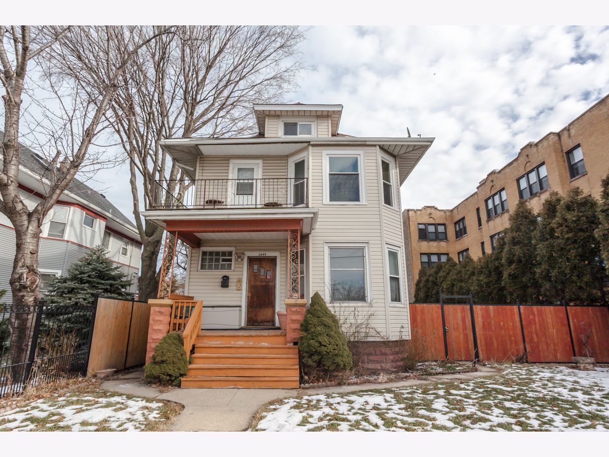 Homes & Condominiums Rented The Villa Chicago Illinois, 3649 Pulaski