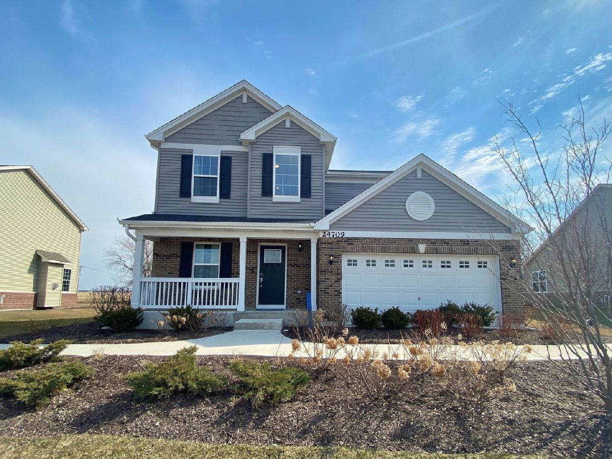 Stonegate Manhattan IL, Condos & Townhomes & Homes For Sale & For Rent