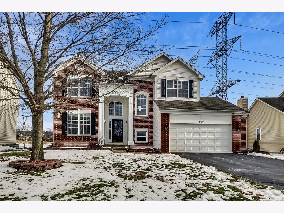 Homes & Condos & Townhomes Sold Canterbury Farms Hoffman Estates Illinois, 1505 Russell