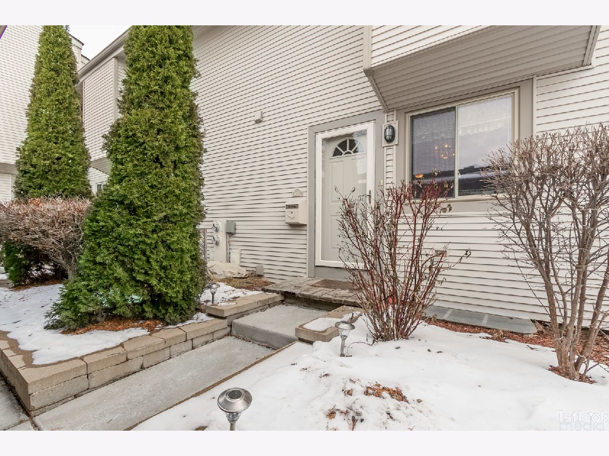 Townhomes Sold Del Lago Schaumburg Illinois, 1020 Casa