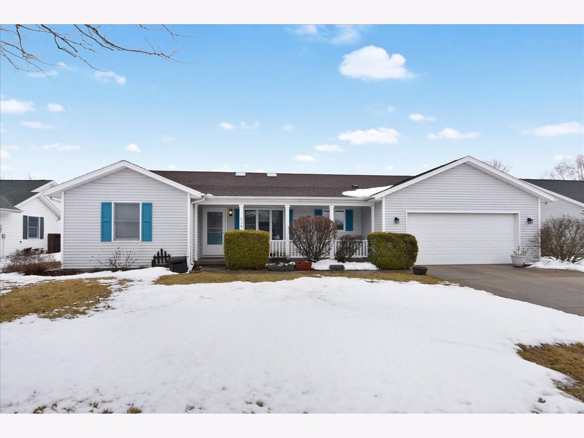 Homes Sold Woodard's Crestlake St Joseph Illinois, 514 Cedar