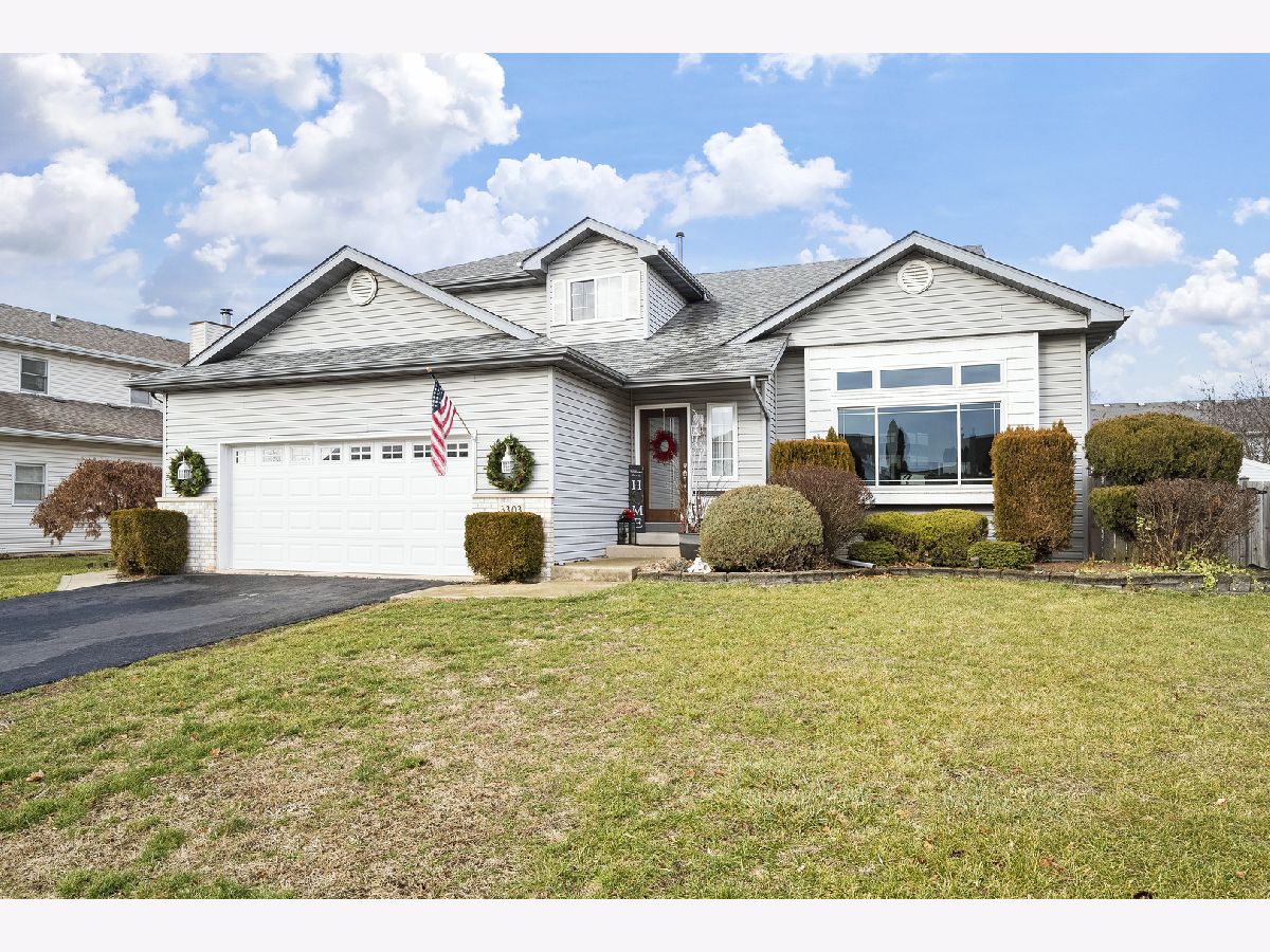 Homes & Townhomes Sold Wexford Joliet Illinois, 3303 Woodford
