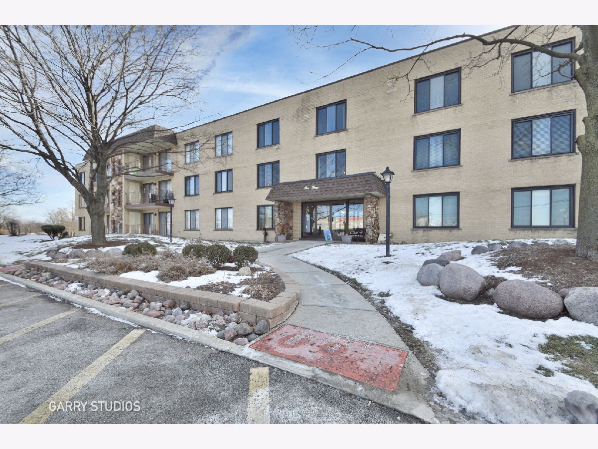 Condominiums Sold Brentwood Condos Elmhurst Illinois, 130 Grand