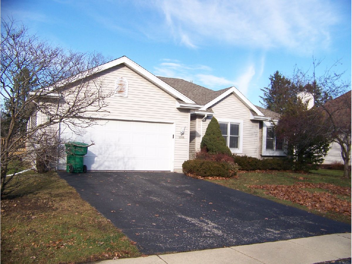 Homes Sold Autumn Ridge Woodstock Illinois, 1004 Golden
