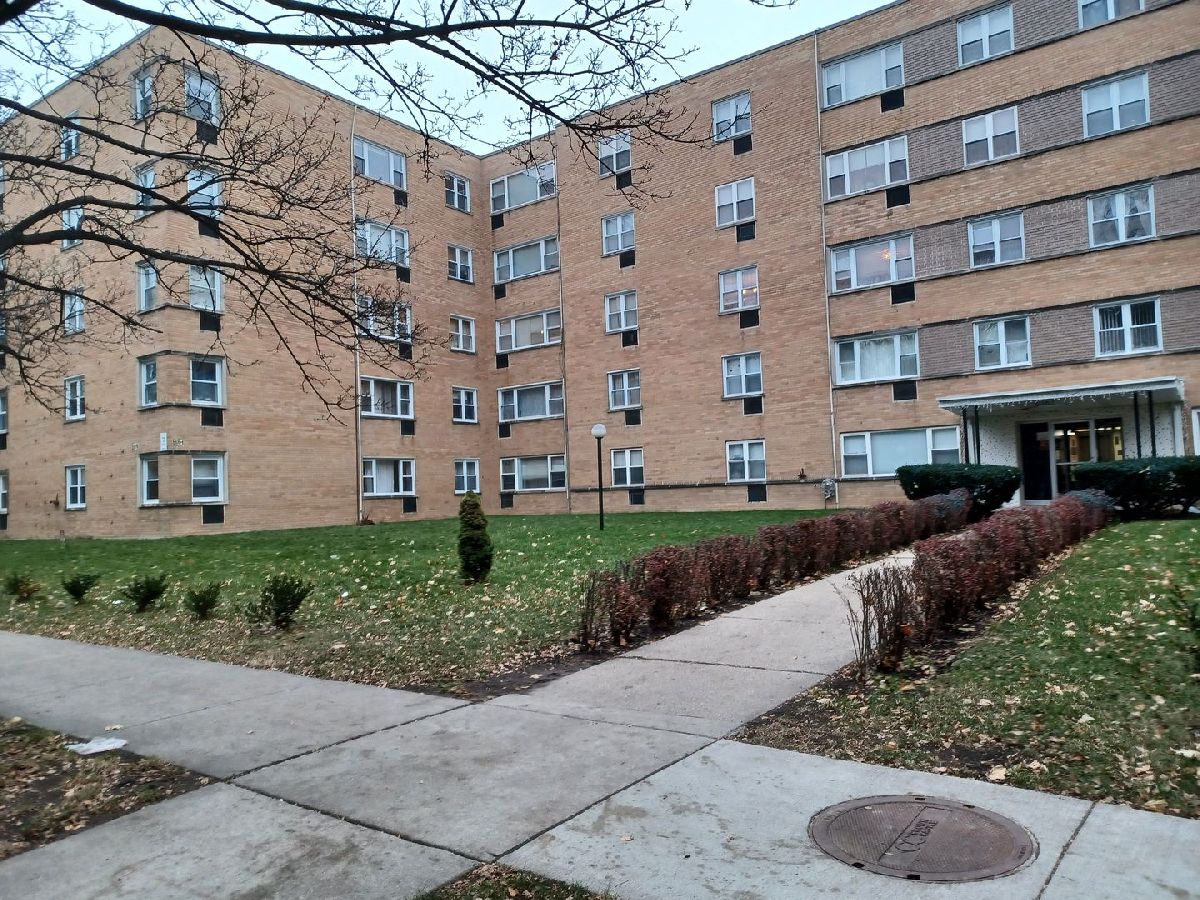Condos & Townhomes Sold Granville Court Chicago Illinois, 6161 Hoyne