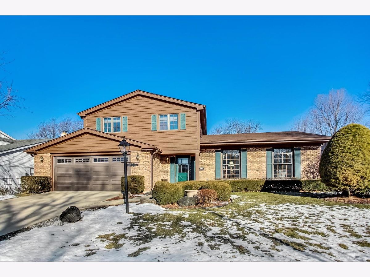 Homes Sold Surrey Ridge West Arlington Heights Illinois, 1006 Noyes