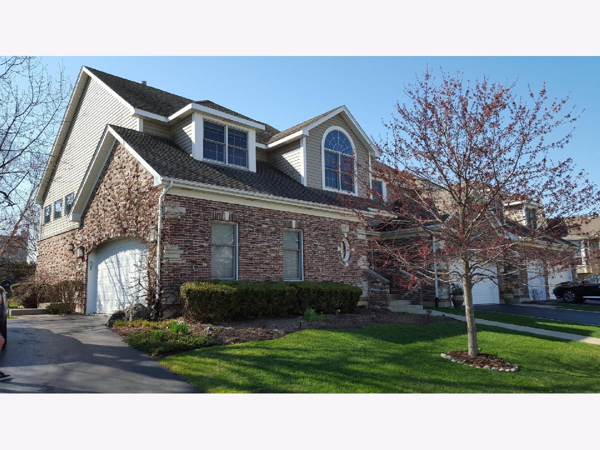 Townhomes & Homes Sold Peregrine Lake Estates Palatine Illinois