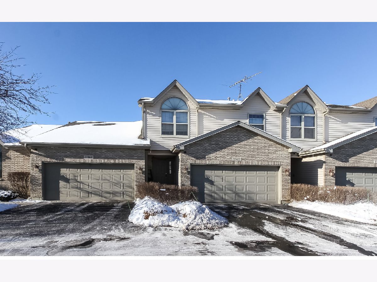Condominiums Sold Huntley Ridge Huntley Illinois, 11204 Algonquin