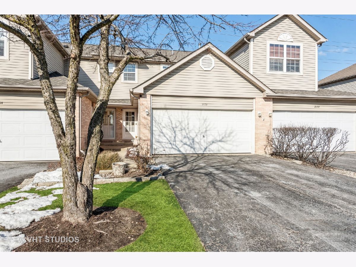 Townhomes & Homes Sold Cimarron Addison Illinois, 2152 Adobe