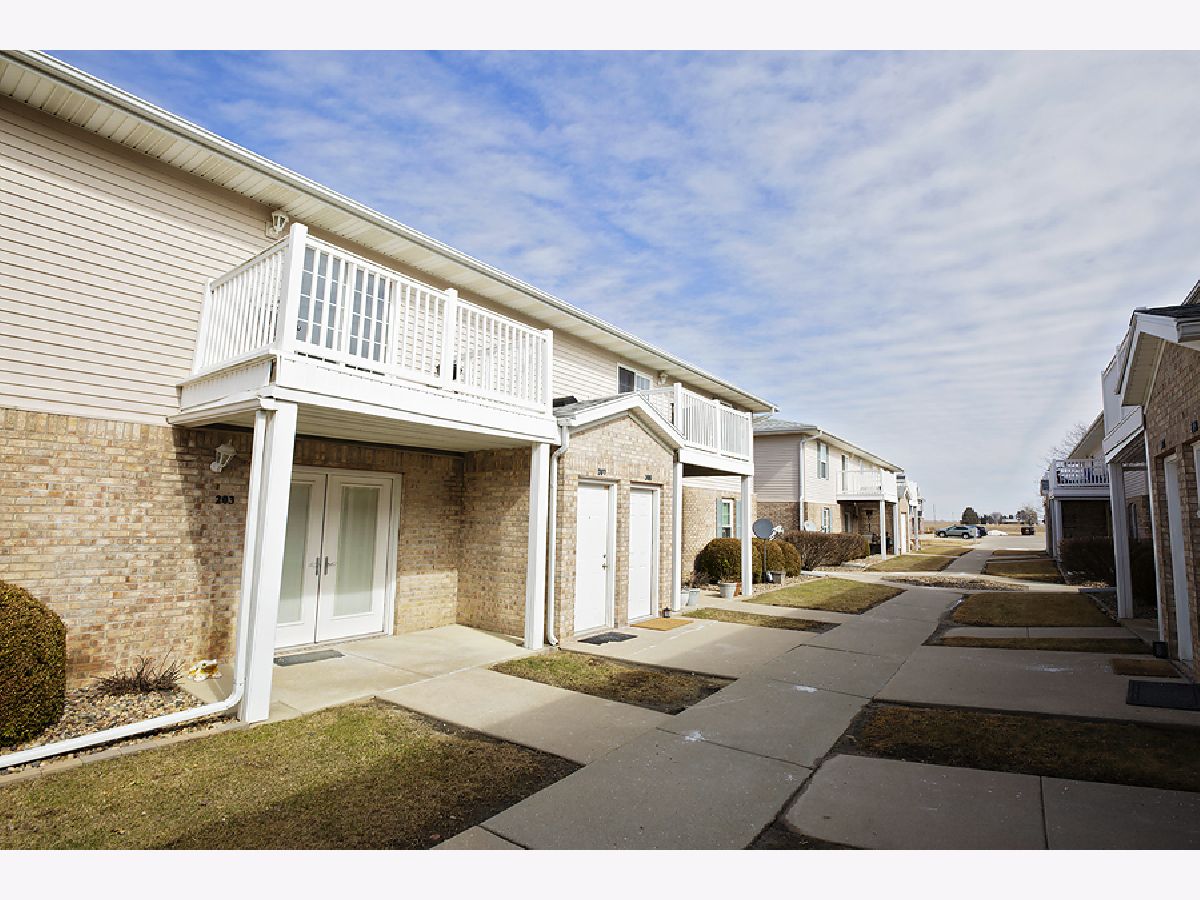 Condos & Townhomes Sold Airport Park Bloomington Illinois, 3515 Cornelius