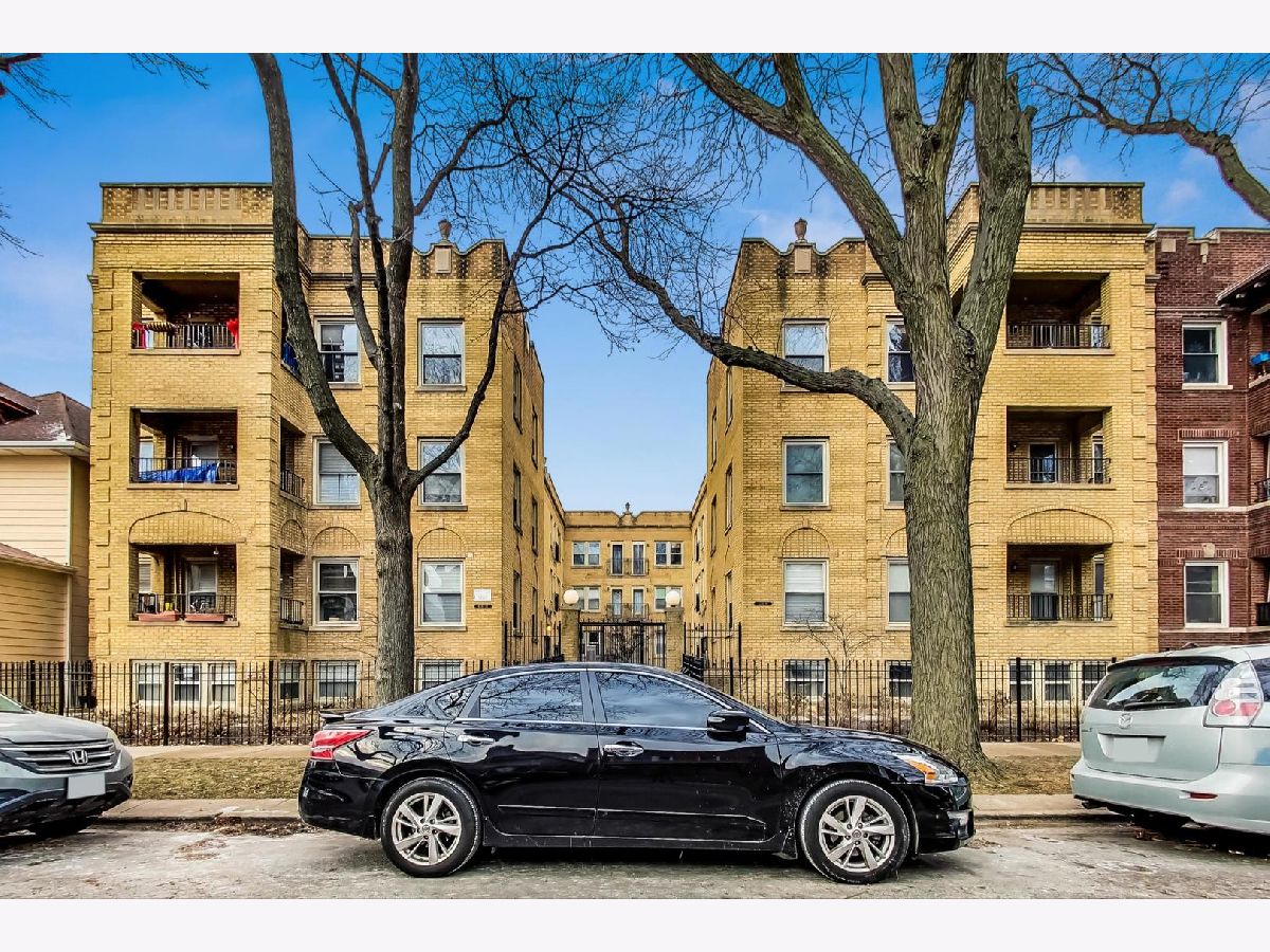 Condominiums & Homes Sold Albany Park Commons Chicago Illinois, 4716 Bernard