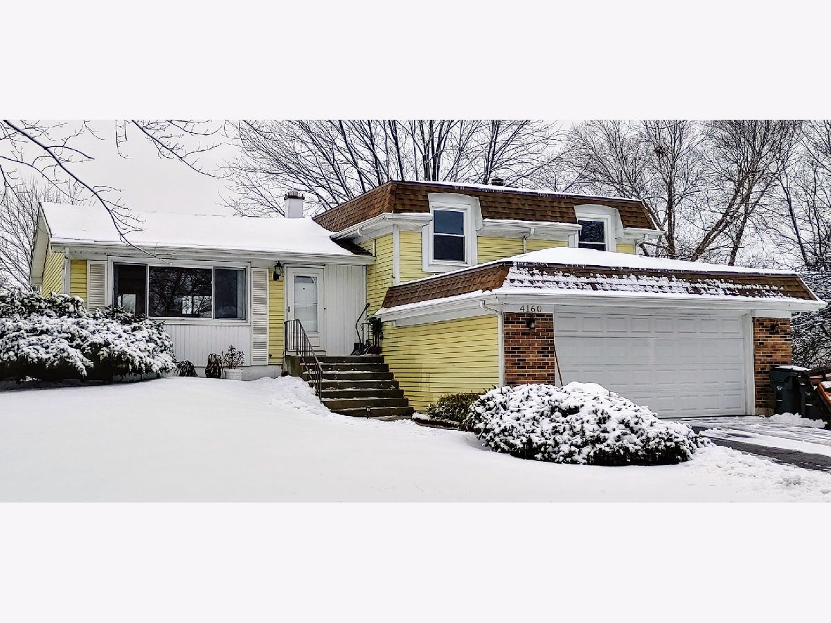 Homes Rented Stony Ridge Hoffman Estates Illinois, 4160 Victoria