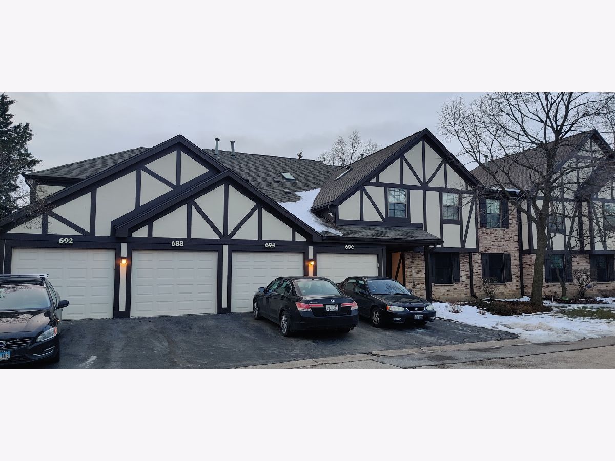 Elizabeth Park Wood Dale IL, Condos & Townhomes For Sale & For Rent