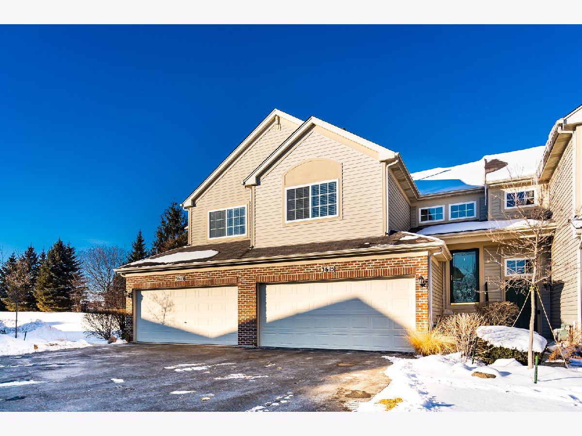 Townhomes Sold Shenandoah Townhomes Carpentersville Illinois, 3615 Roanoke