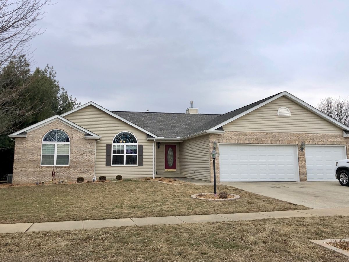 Homes Sold Country Ridge Mahomet Illinois, 604 Dove