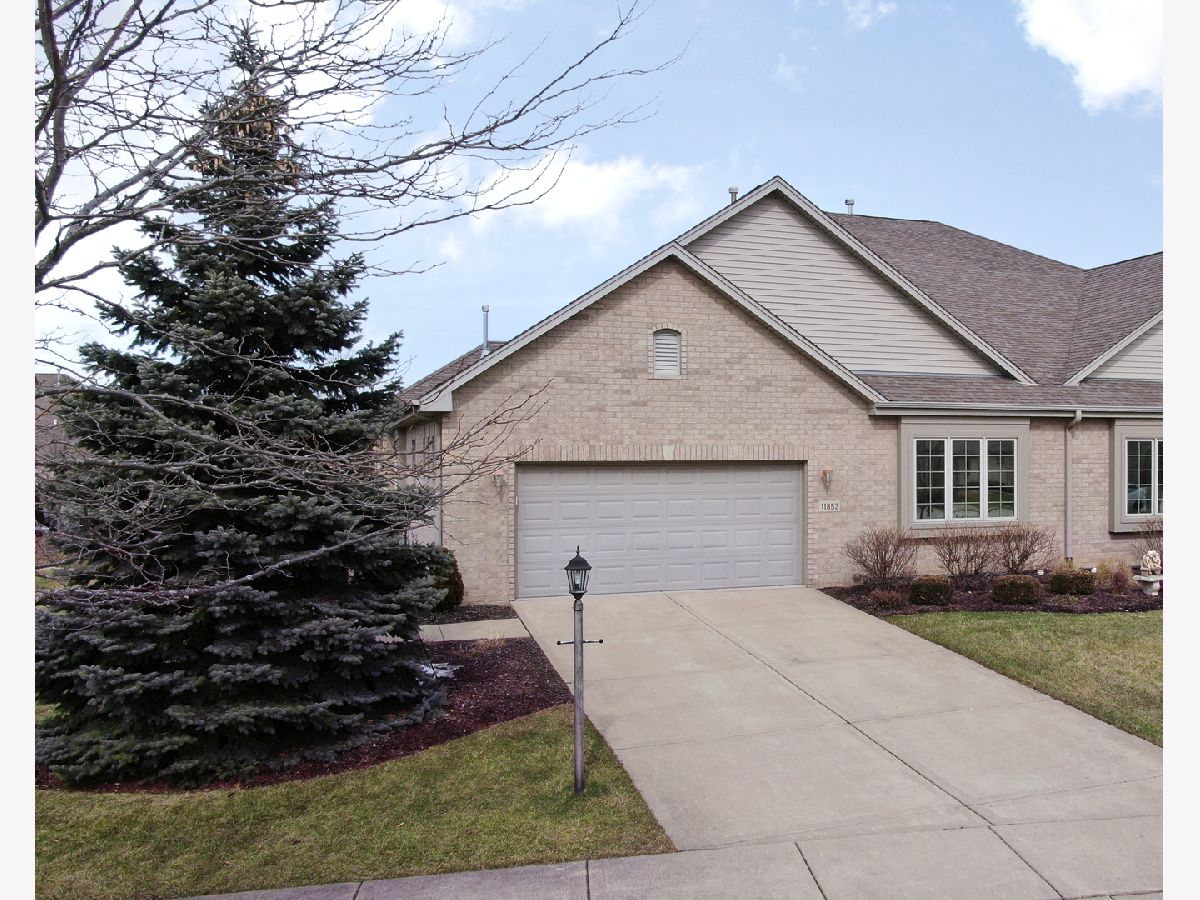 Homes & Townhomes Sold Bridges Of Mokena Mokena Illinois, 11852 Tower Bridge