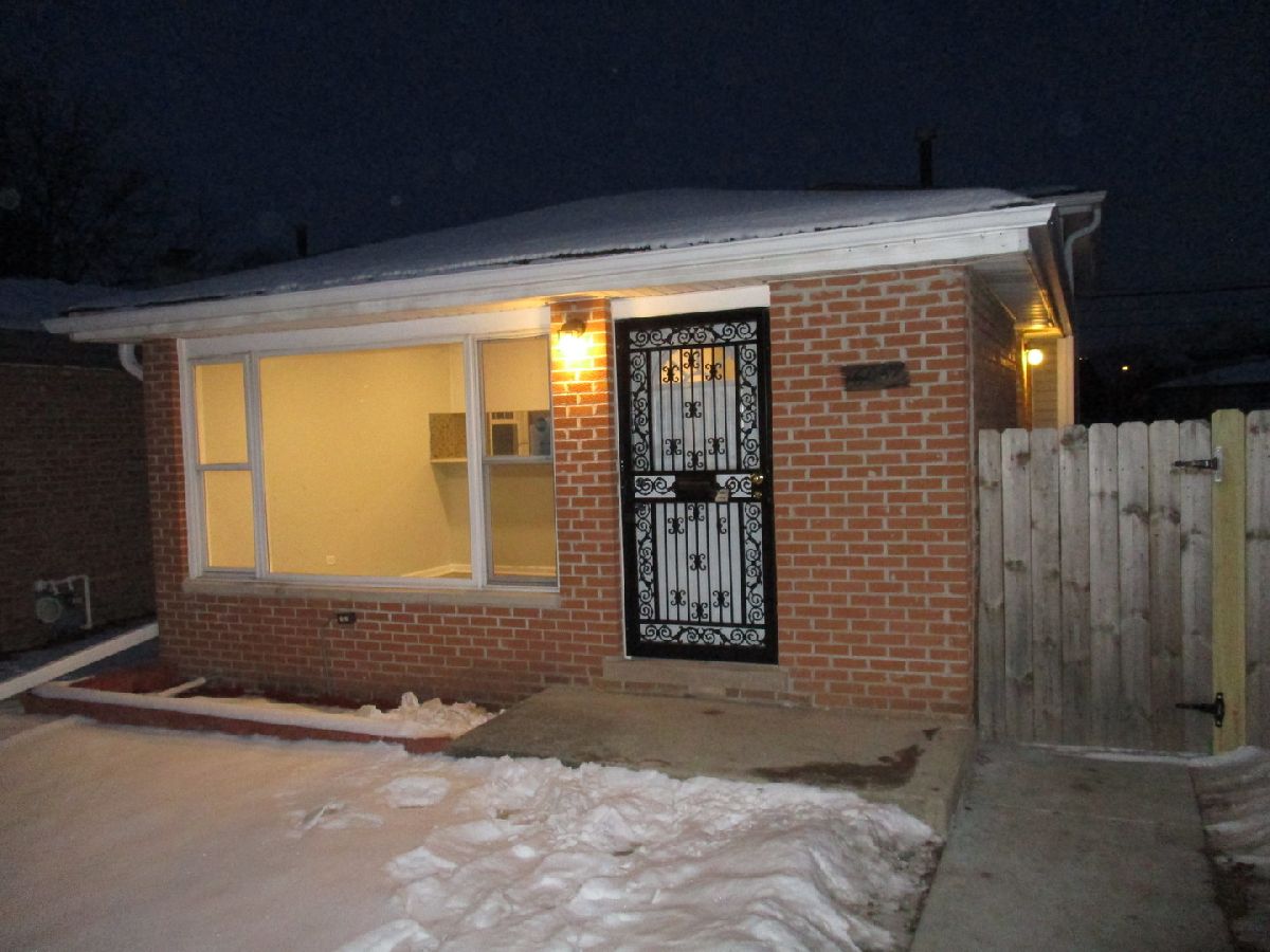 Homes Sold Merriden Harvey Illinois, 16037 Marshfield