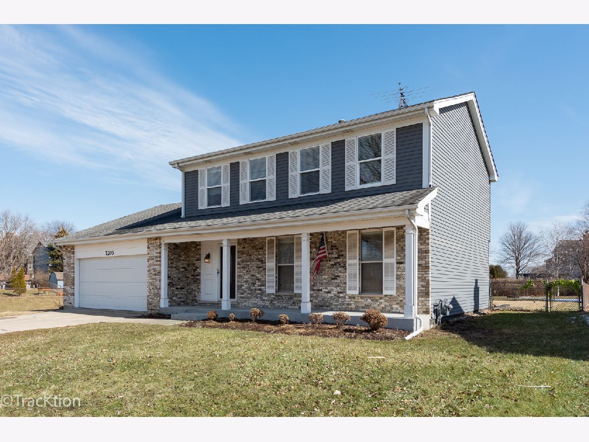 Homes Rented Dunham Place Downers Grove Illinois, 7205 Camden