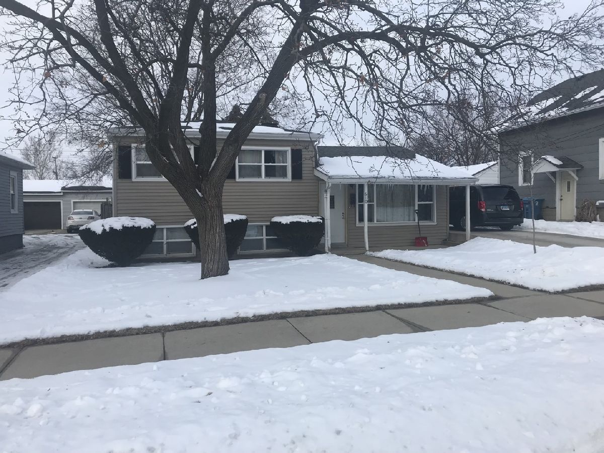 Homes Sold Pigeon Hill Aurora Illinois, 610 Hermes