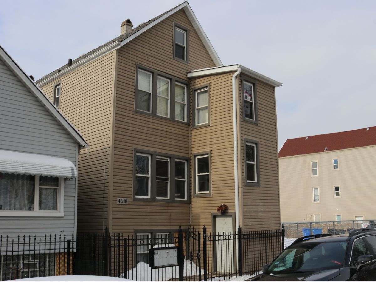 Homes & Condos & Townhomes Rented Back Of The Yards Chicago Illinois, 4518 Wood