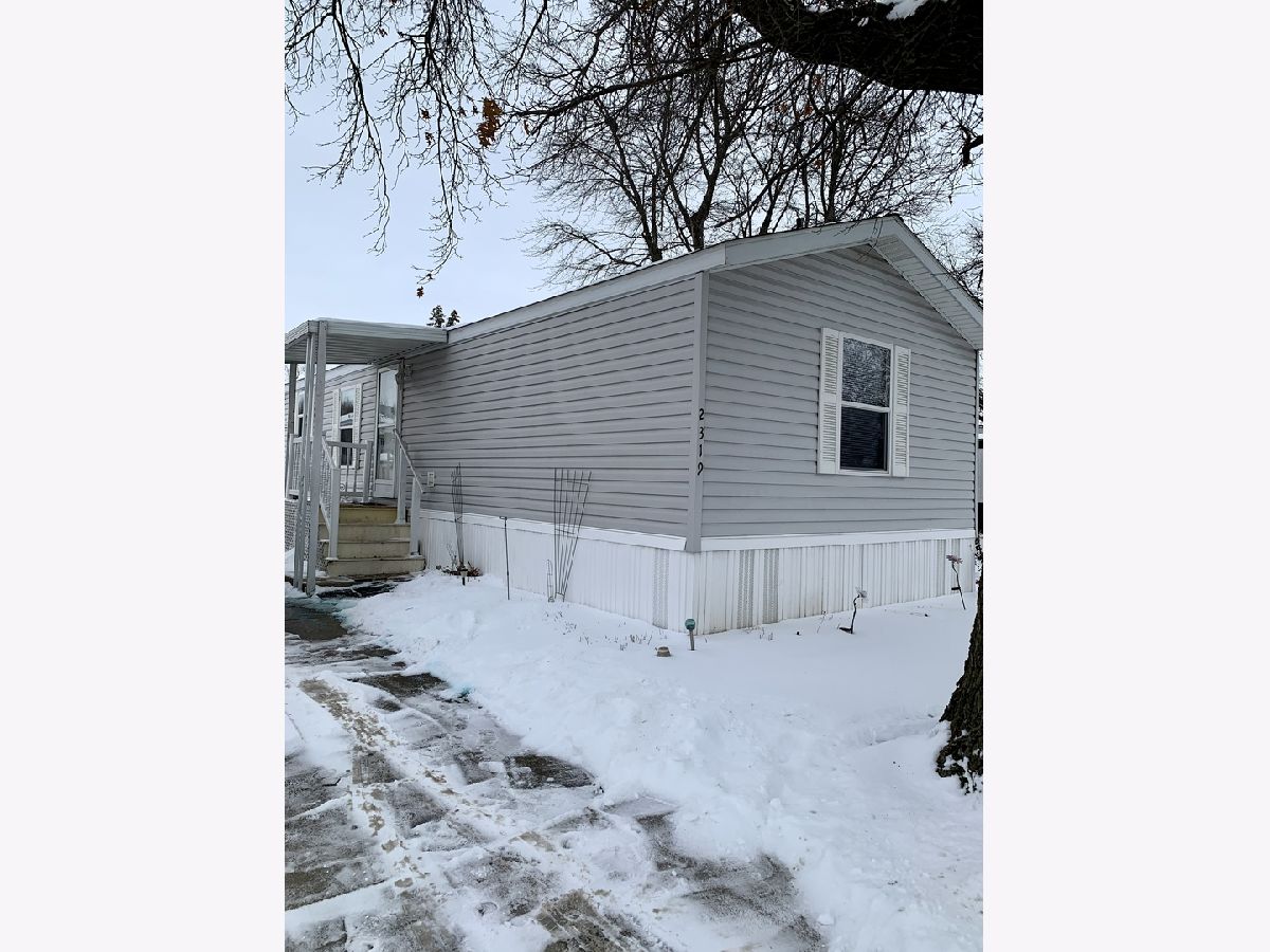 Subdivision Sold Edgebrook Mobile Home Park Sycamore Illinois, 2319 Hickory