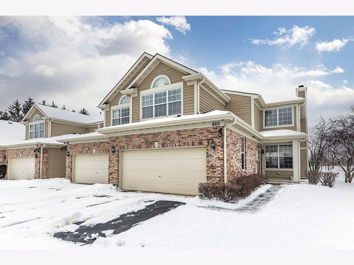 Townhomes Rented Deer Crossing Naperville Illinois, 860 Havenshire