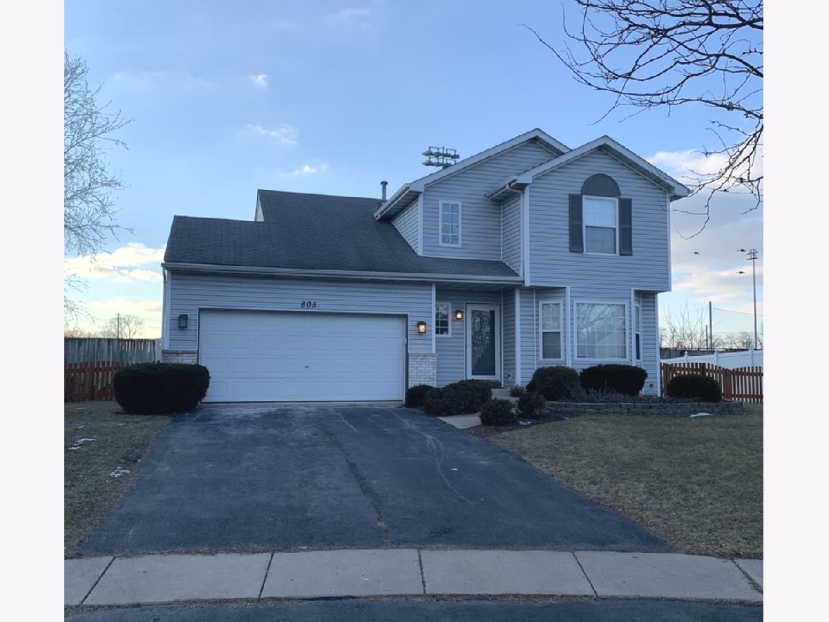 Homes Rented Beaver Creek Joliet Illinois, 805 Hollow Glen