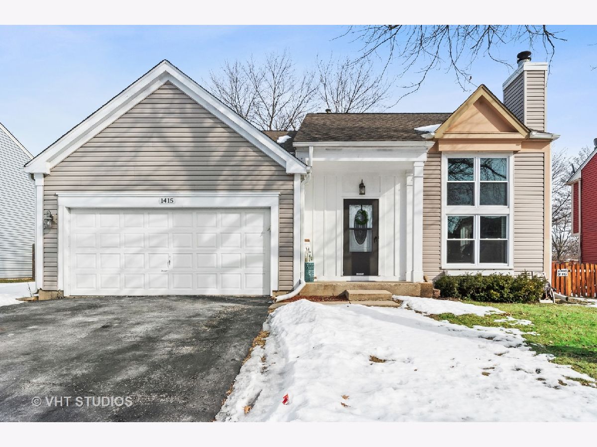 Homes Sold Meadows Aurora Illinois, 1415 Farrington