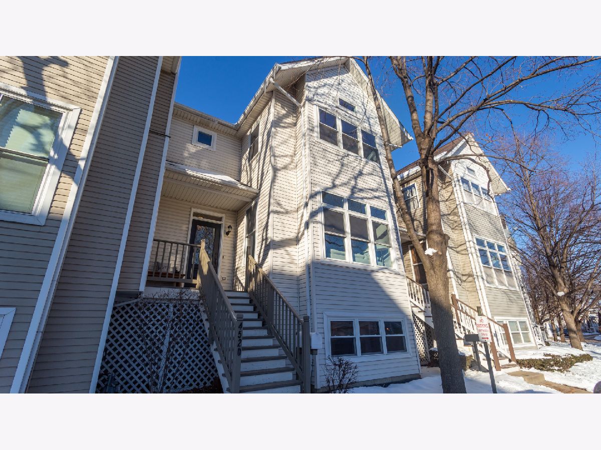 Townhomes & Homes Sold Terraces Of Old Irving Chicago Illinois, 4520 Hutchinson