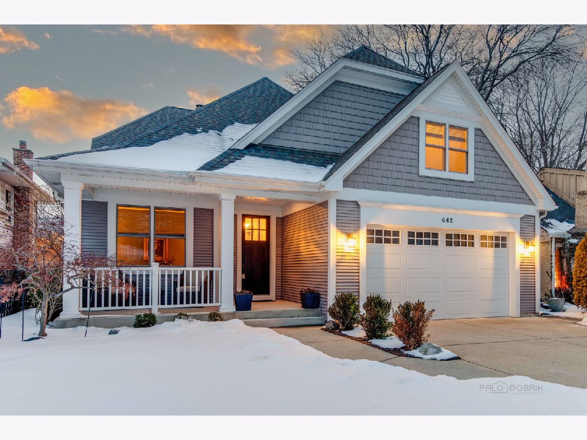 Homes Sold Arlington Park Manor Arlington Heights Illinois, 642 Roosevelt