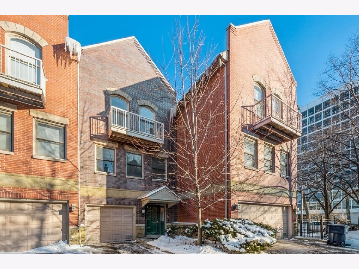 Townhomes & Condos Sold Lake Meadows Chicago Illinois, 536 32nd