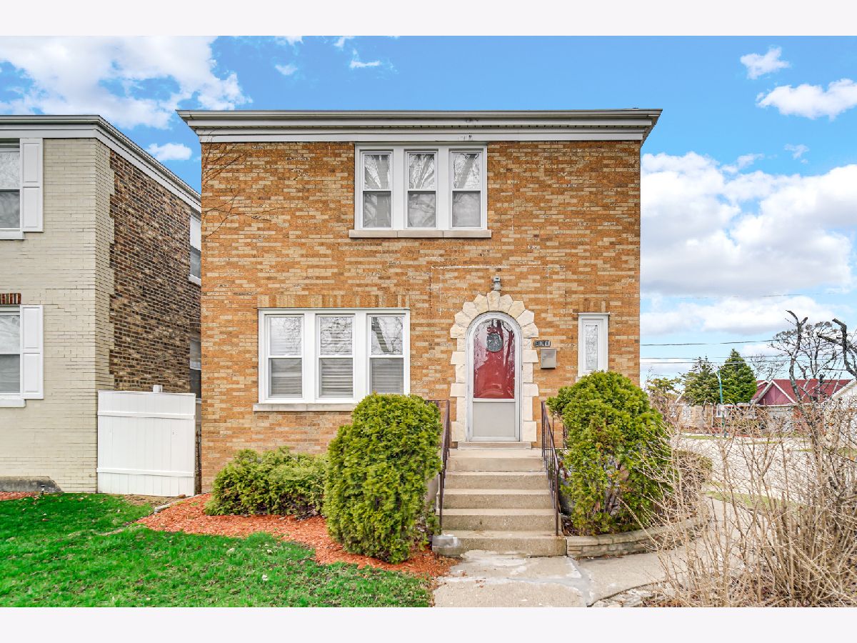 Homes Sold Wrightwood Chicago Illinois, 8100 Fairfield