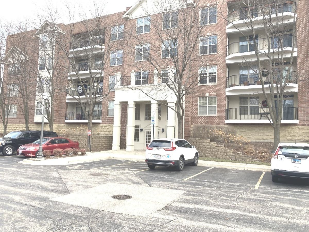 Condominiums Sold Kimball Square Rolling Meadows Illinois, 3115 Town Square