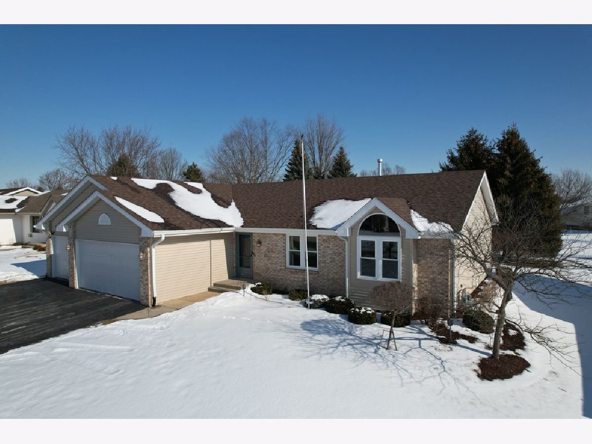 Homes & Condominiums Sold Wellington East Rockford Illinois, 977 Stonefield