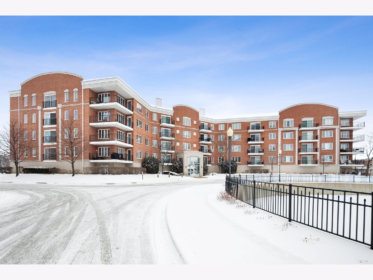 Townhomes & Condos Sold Town Place Buffalo Grove Illinois, 351 Town Place