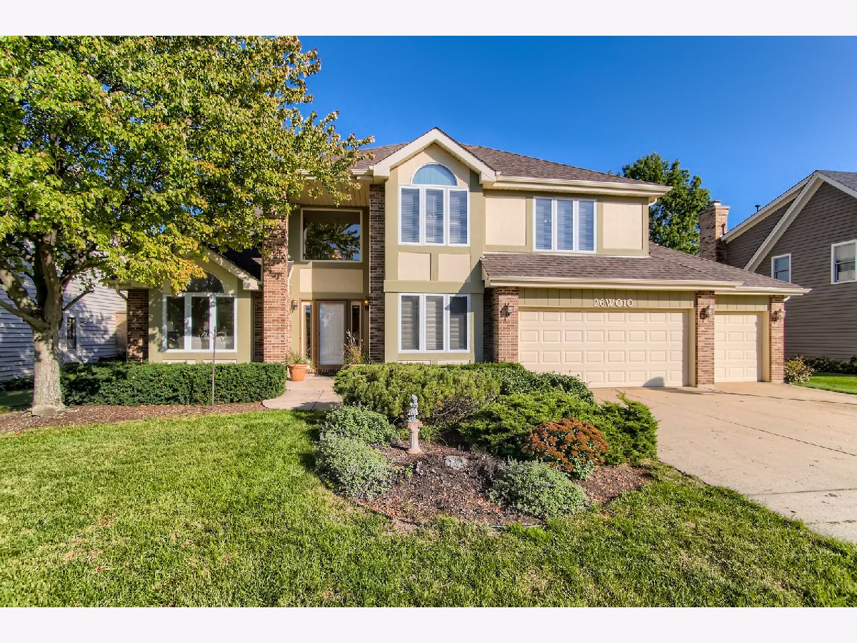 Homes Sold James Place Carol Stream Illinois, 26w010 Macarthur