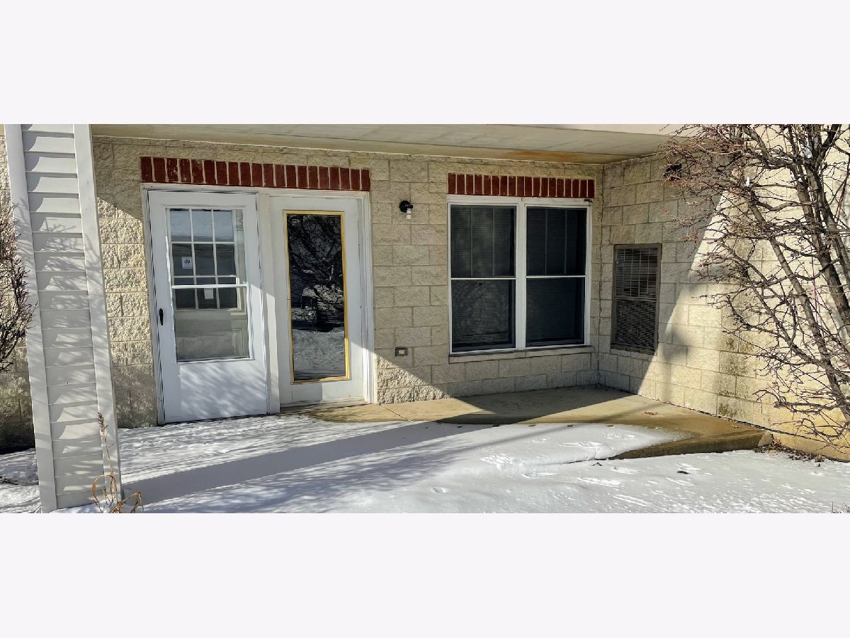 Homes & Condominiums Rented Mill Creek Addison Illinois, 237 Mill