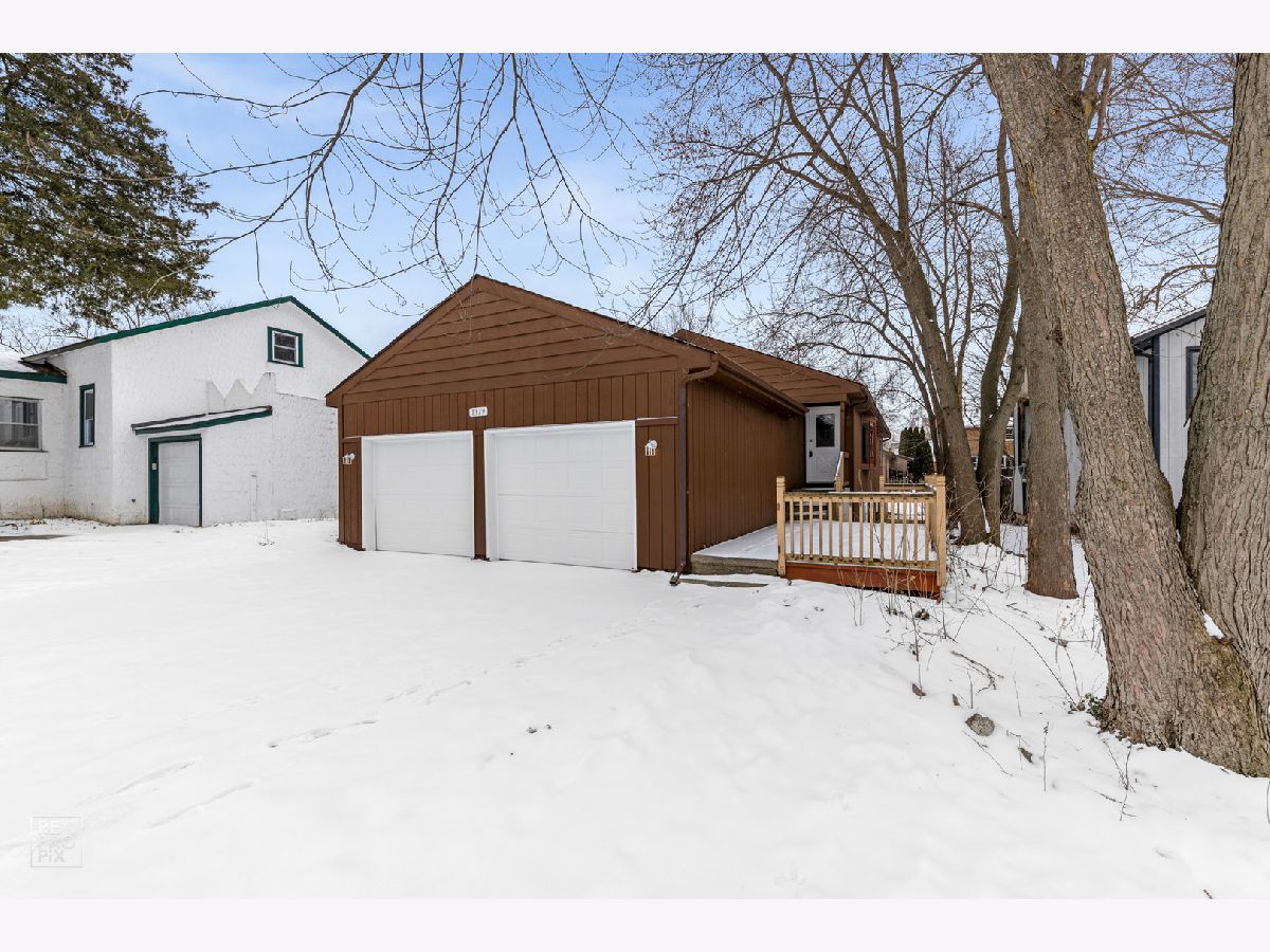 Homes Sold Cepek's Crystal Vista Crystal Lake Illinois, 1379 Floresta Vista