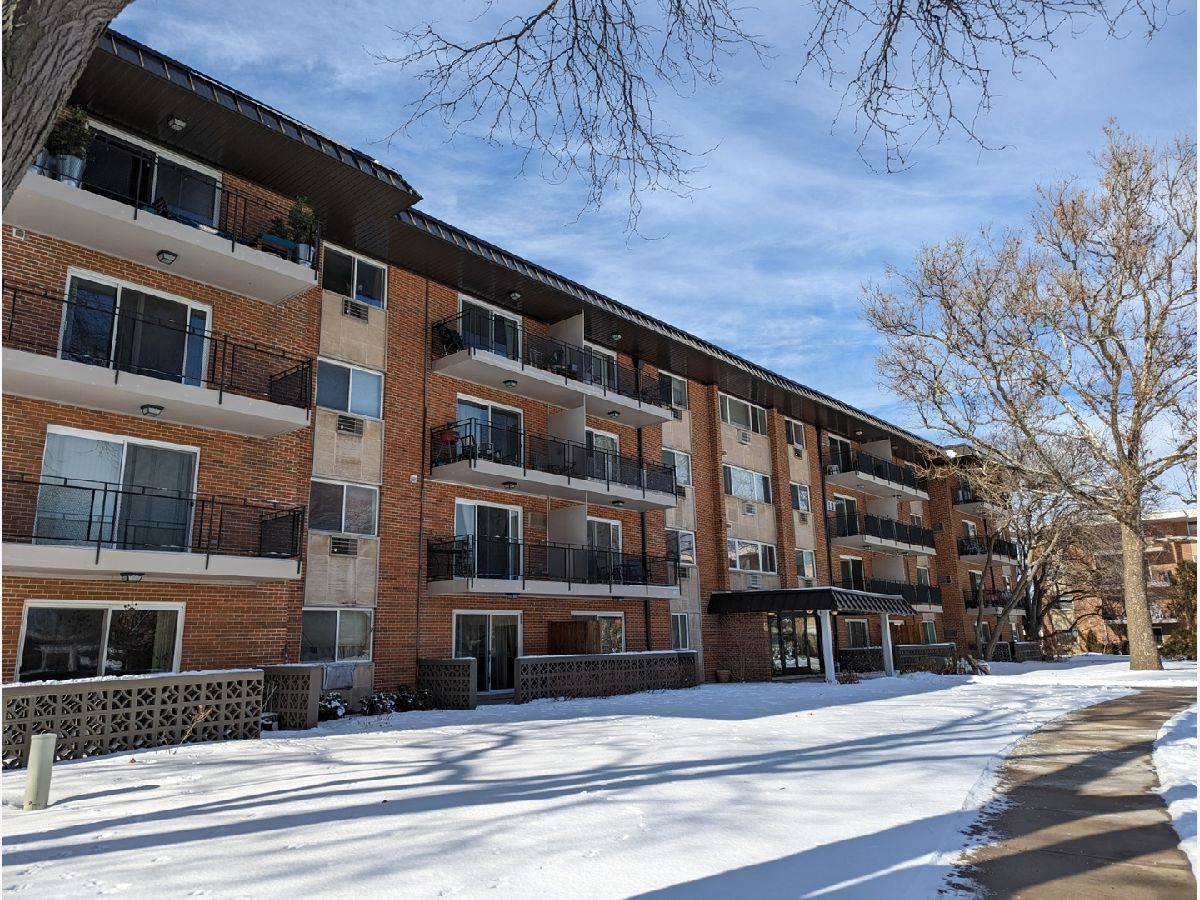 Condominiums Sold The Sanctuary Arlington Heights Illinois, 2230 Goebbert