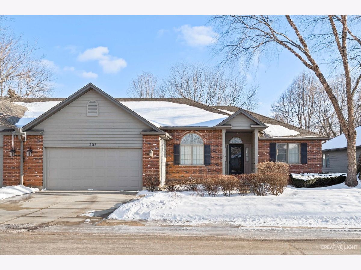 Condos & Townhomes & Homes Sold Lincolnwood Terrace Elgin Illinois, 297 Presidential