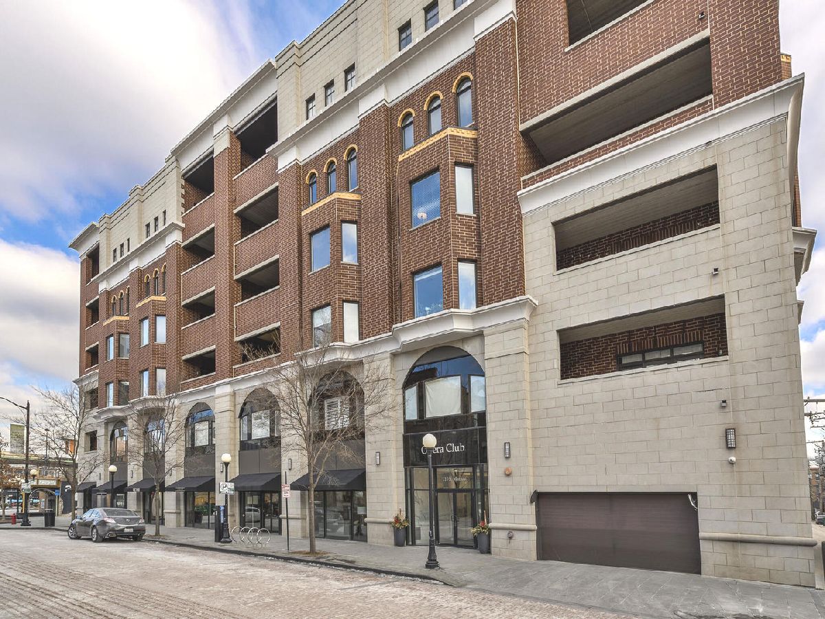 Condominiums Sold The Opera Club Oak Park Illinois, 110 Marion
